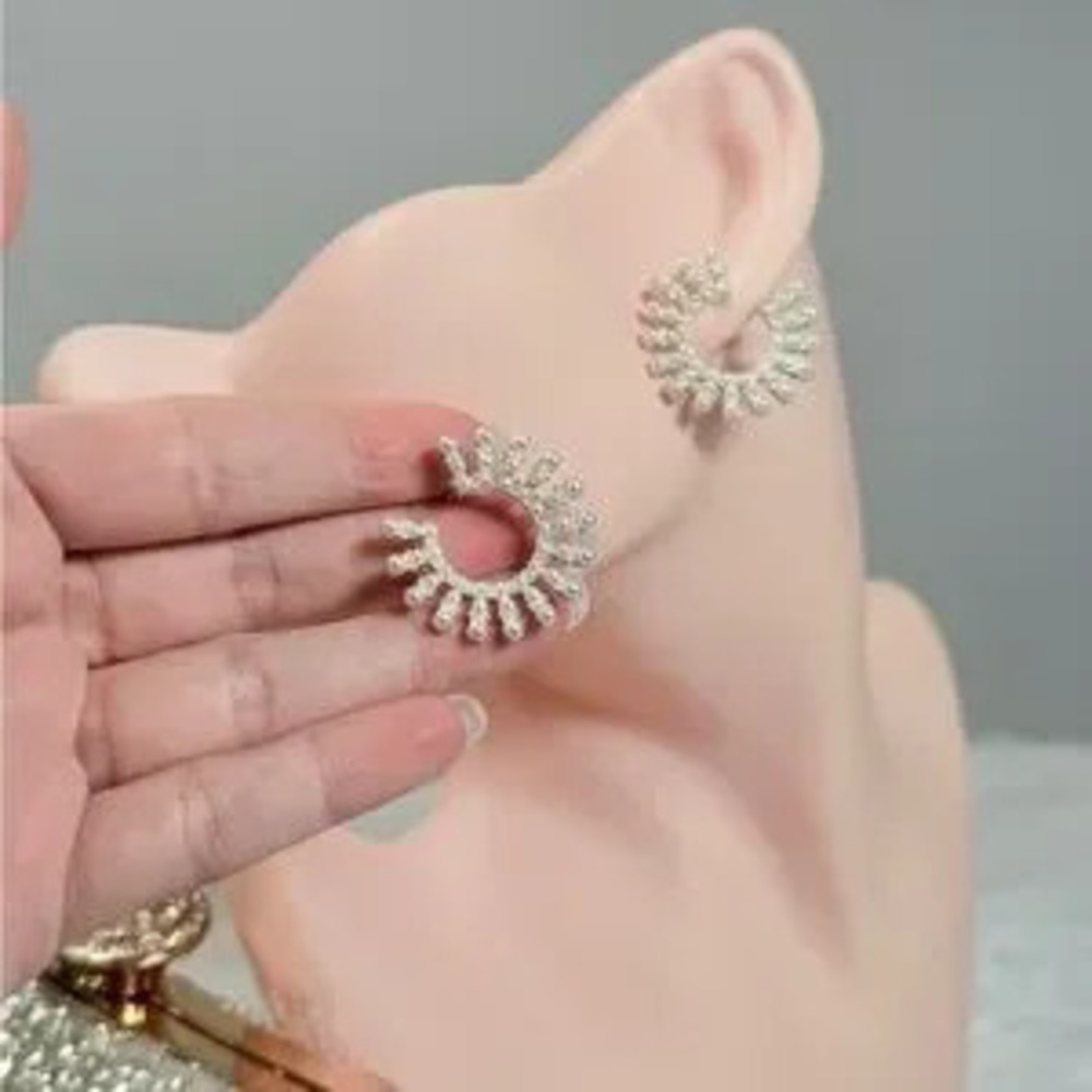 Silver Mini Pearl Earrings